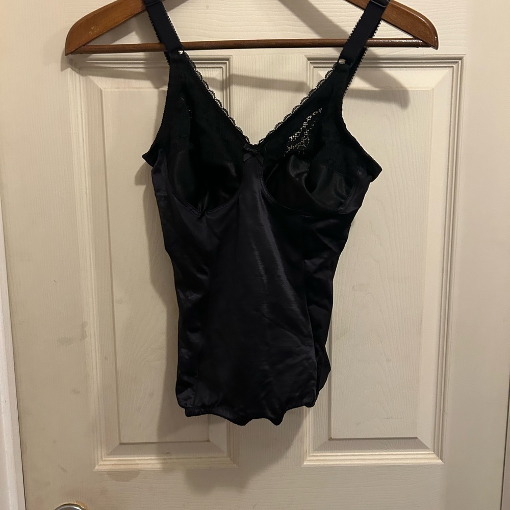 Va Bien black bodysuit shapewear with lace accents -size 36B